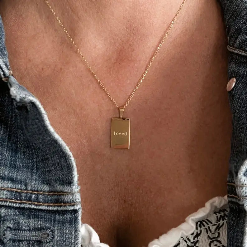 Amour Necklace