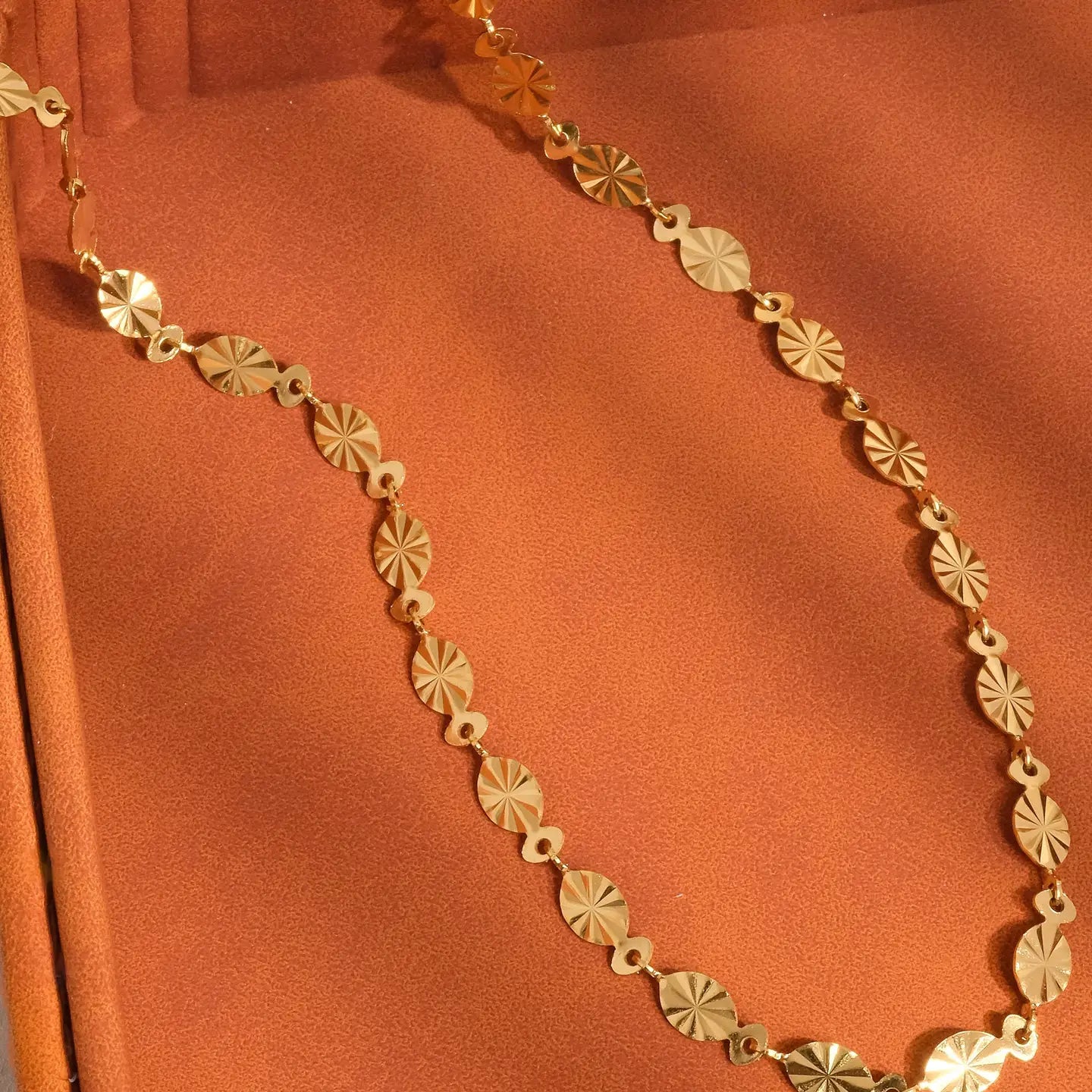 Classic Oval Chain Necklace