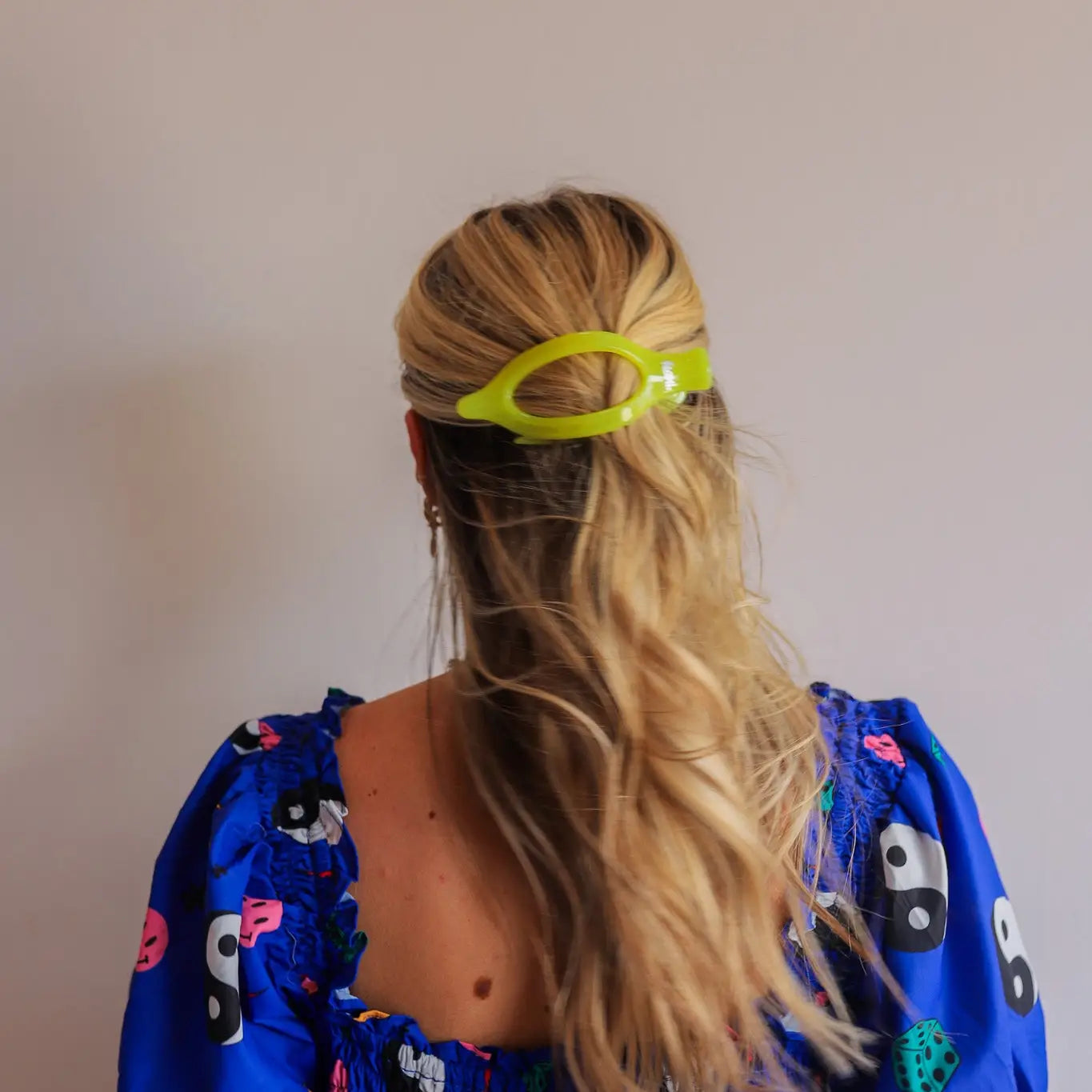 Jelly Lay Down Claw Clip
