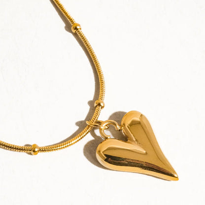 Bay Heart Necklace